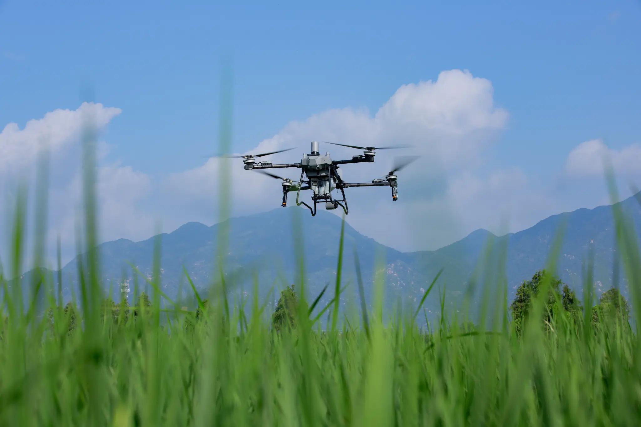 DJI Agras T70P + 3 Baterias + Carregador